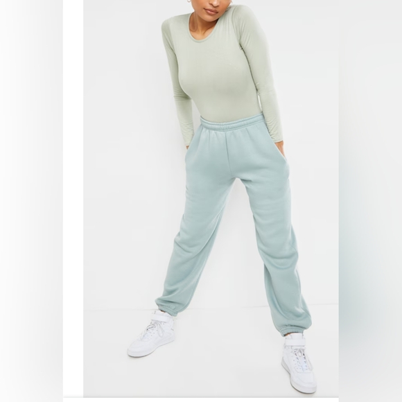 Free People Intimately Light Sage Seamless Women’s Bodysuit Sz M-L NWT - Picture 2 of 9